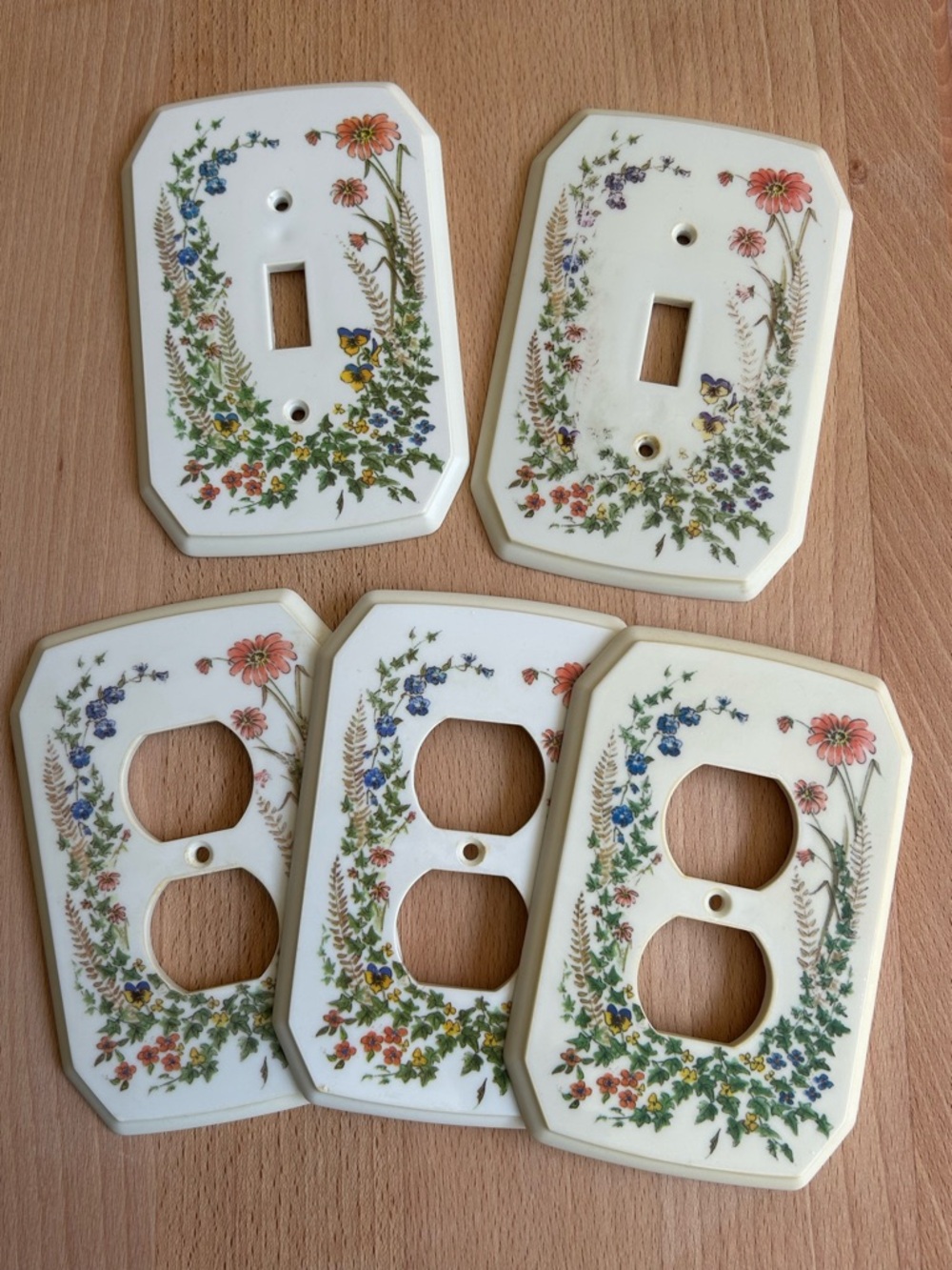 Vintage Plastic Light Switch & Plug Cover Plates with Floral Design